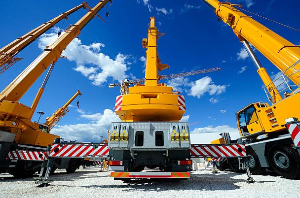 Mobile Crane: Merevolusi Konstruksi dengan Keserbagunaan dan Mobilitas
